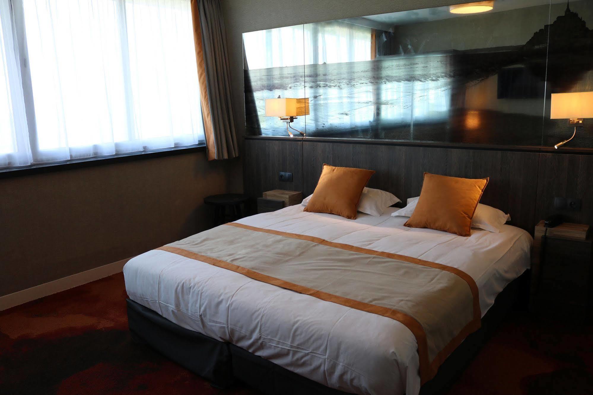 Hotel De La Digue Mont-Saint-Michel Экстерьер фото